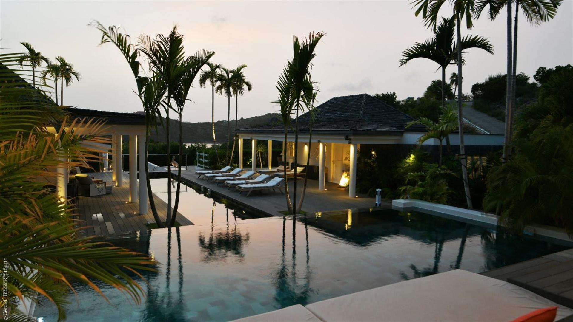 Modern Villa With Two Swimming Pools Petit Cul-de-Sac Exterior photo