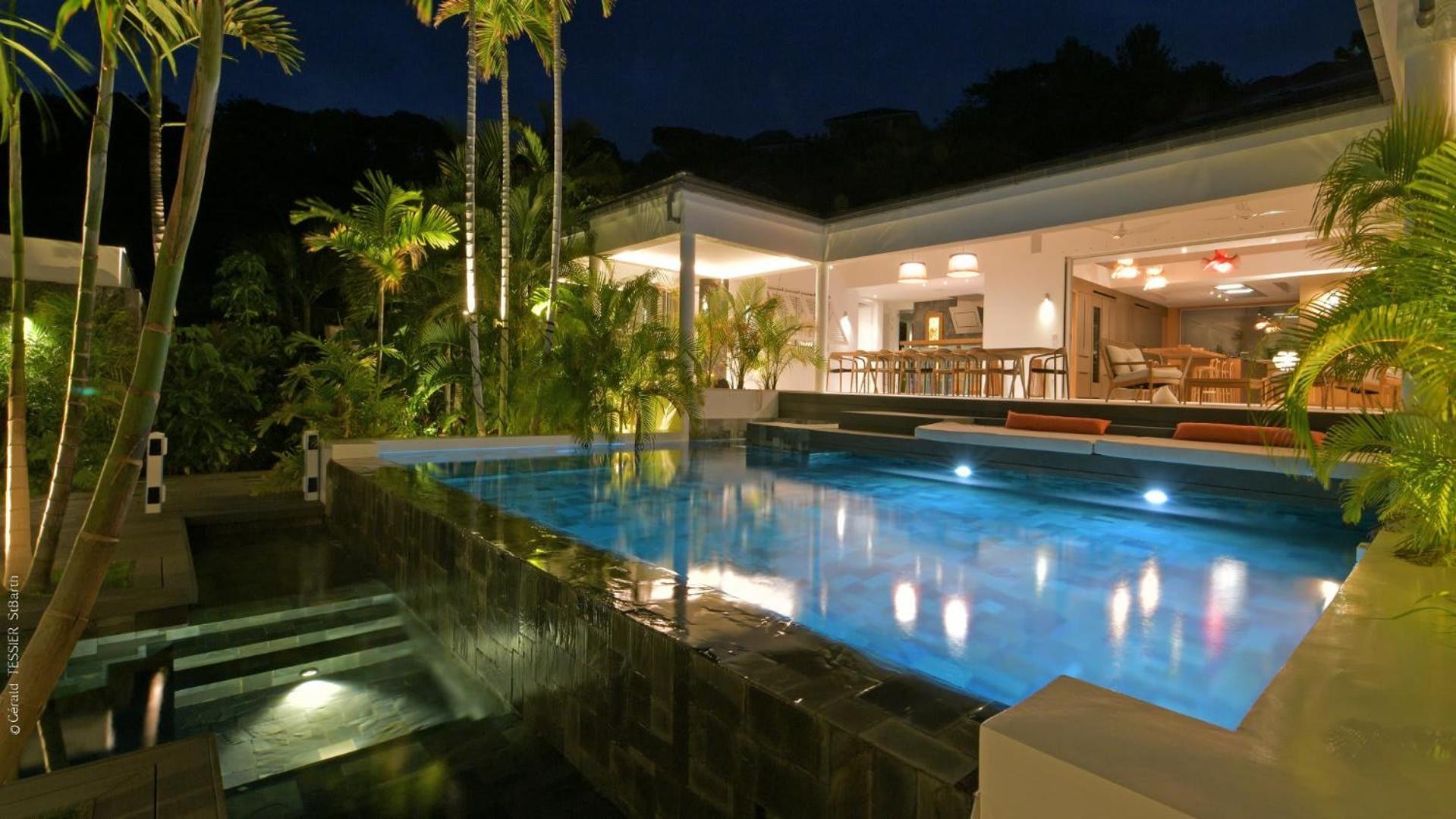 Modern Villa With Two Swimming Pools Petit Cul-de-Sac Exterior photo